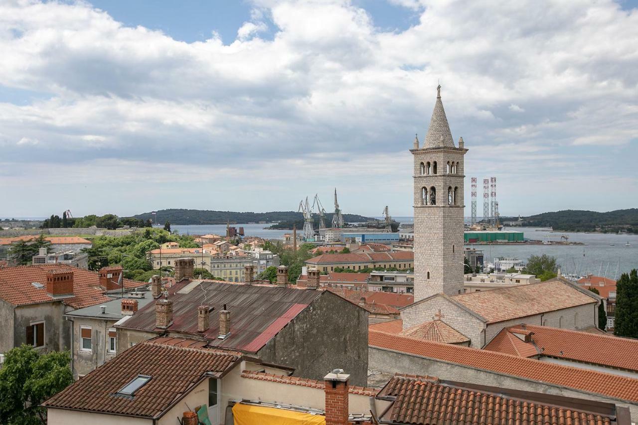 Apartman Bjork Pola Esterno foto
