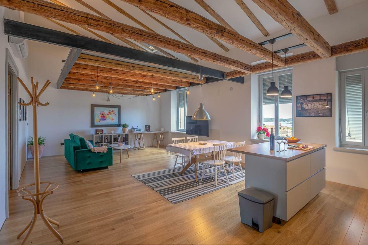 Apartman Bjork Pola Esterno foto